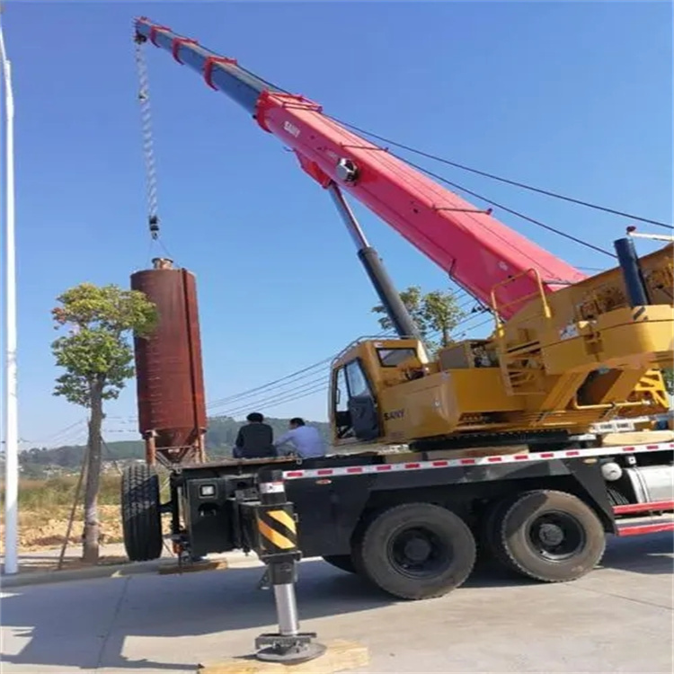 德阳专业吊车租赁多少钱