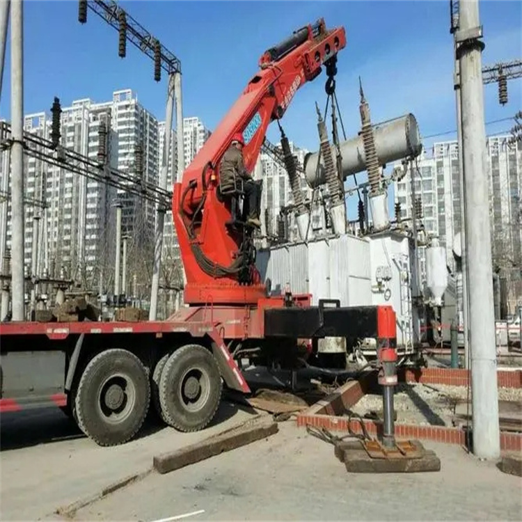 德阳就近吊车出租|工地厂房吊装设备租赁|24小时高效响应