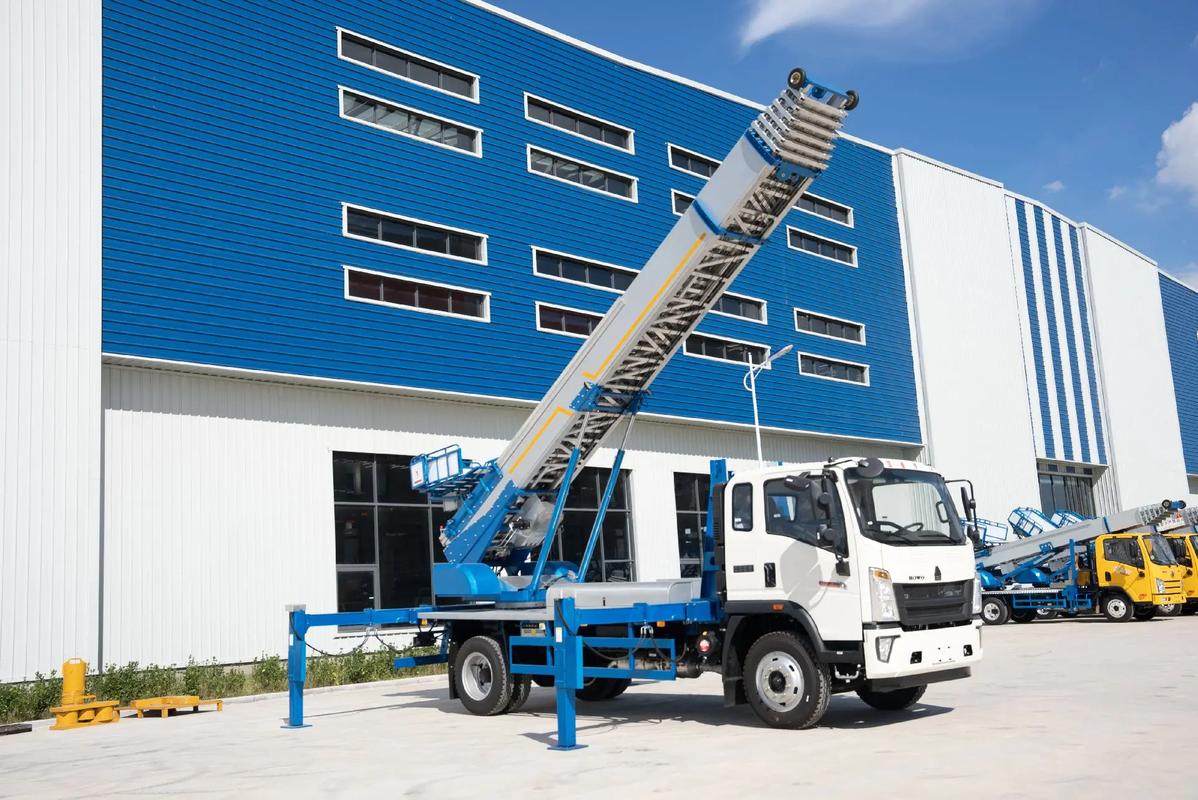 德阳小型云梯车上料车租赁多少钱