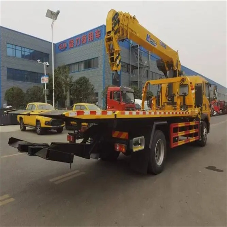 德阳附近小随车吊出租电话，轻松解决搬运烦恼