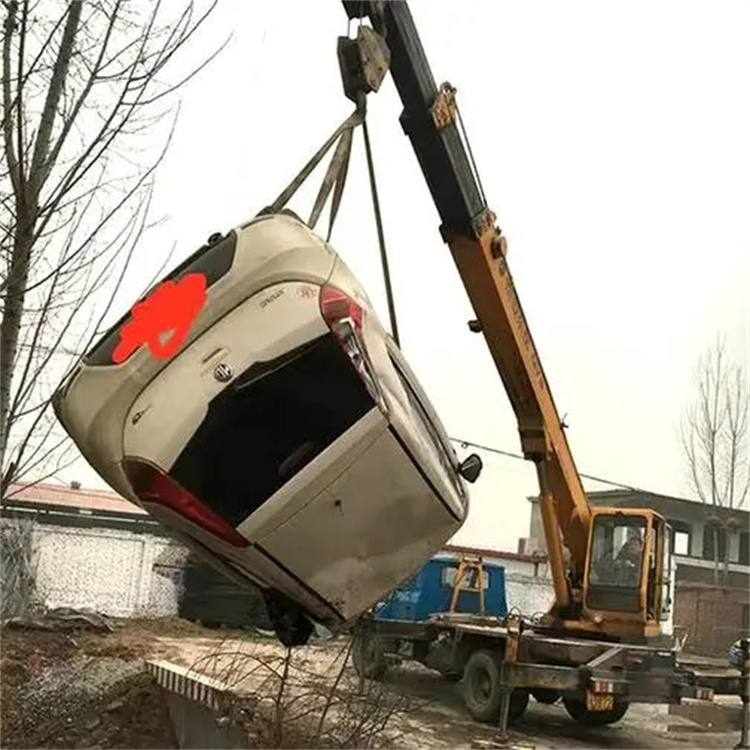 德阳随时待命，吊车24小时道路救援服务全解析