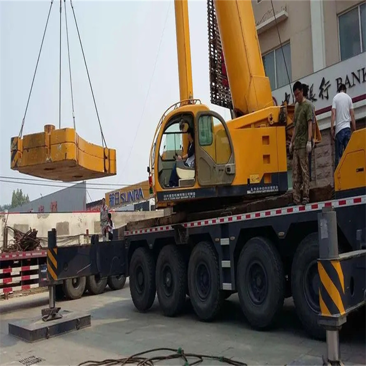 德阳吊车怎么吊玻璃