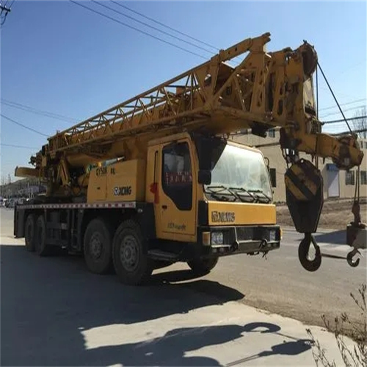 德阳哪里有专业吊车出租